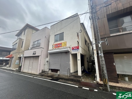 高松アパート外観写真