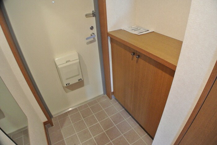 物件内観写真7　(靴箱)