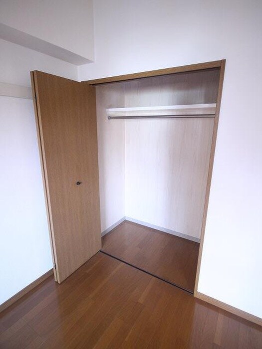 物件内観写真12　(収納)