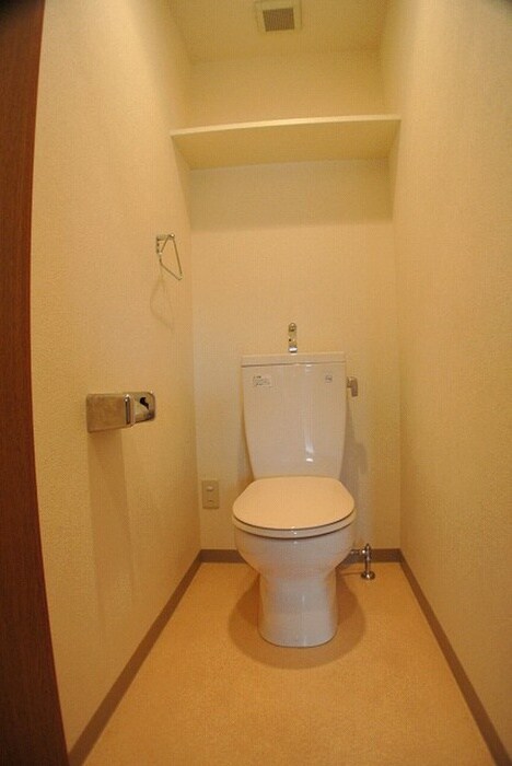 物件内観写真13　(トイレ)