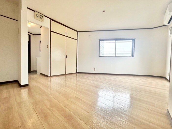 物件内観写真11　(居室)