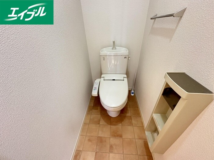 物件内観写真11　(トイレ)