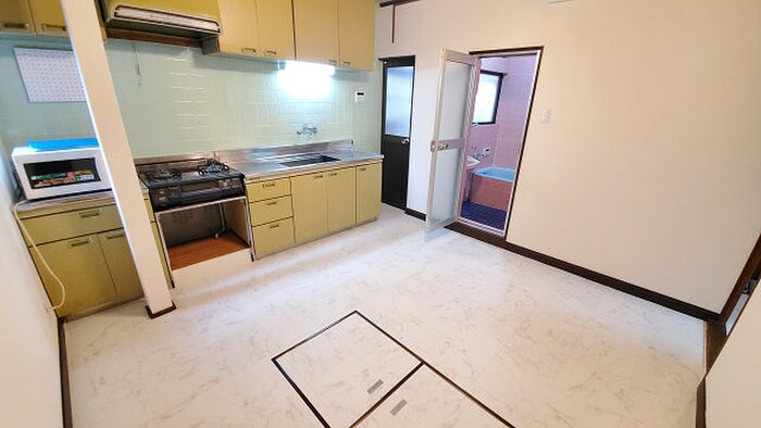 物件内観写真3　(居室)