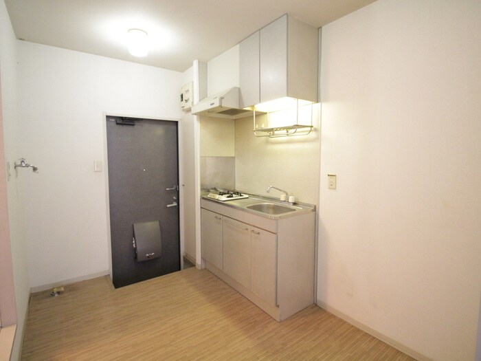 物件内観写真4　(居室)