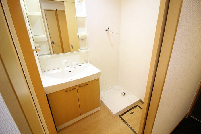 物件内観写真7　(洗面)