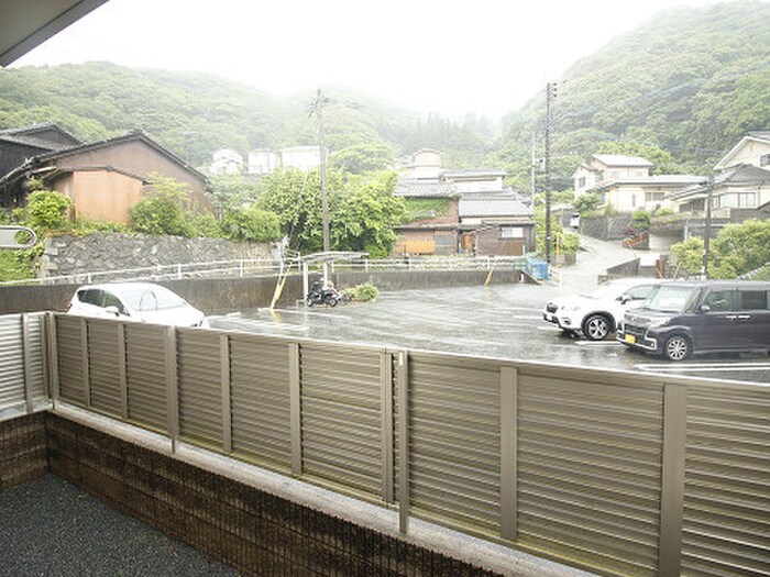 物件内観写真12　(室内からの展望)