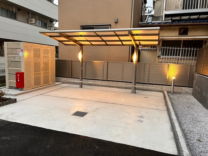 物件外観写真5　(駐輪場)