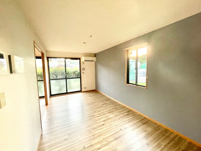 物件内観写真4　(居室)