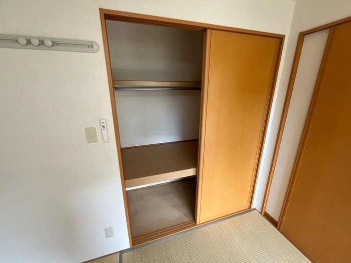 物件内観写真6　(収納)