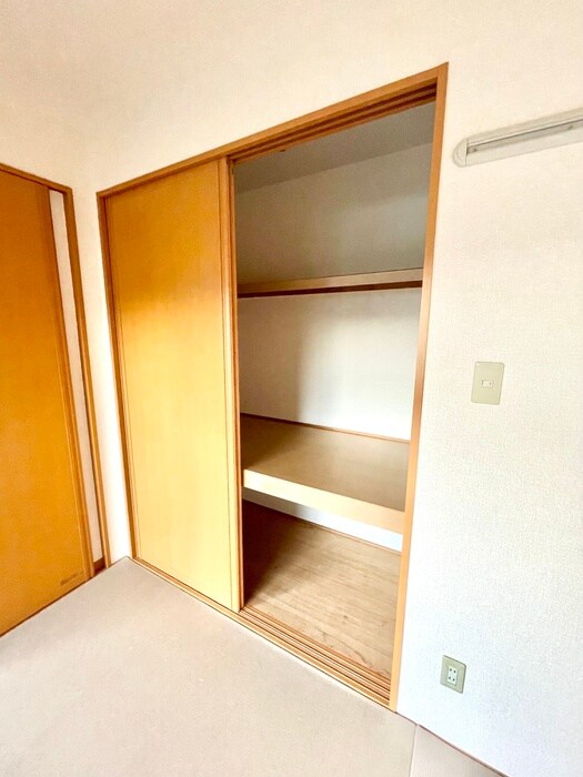 物件内観写真9　(収納)