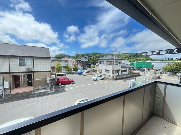 物件内観写真13　(室内からの展望)