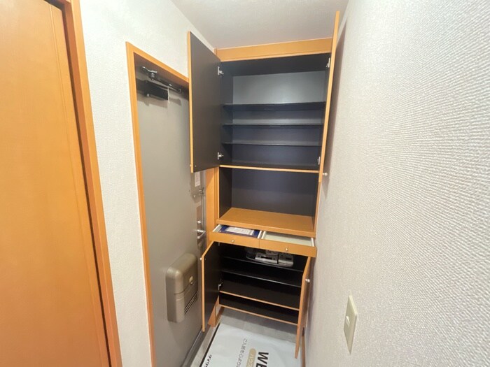 物件内観写真18　(靴箱)