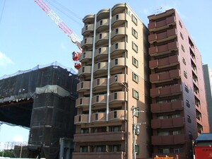 ｻｳﾞｫｲｽﾃｭﾃﾞｨｵﾌﾞﾗﾝｼｪ(305)外観写真