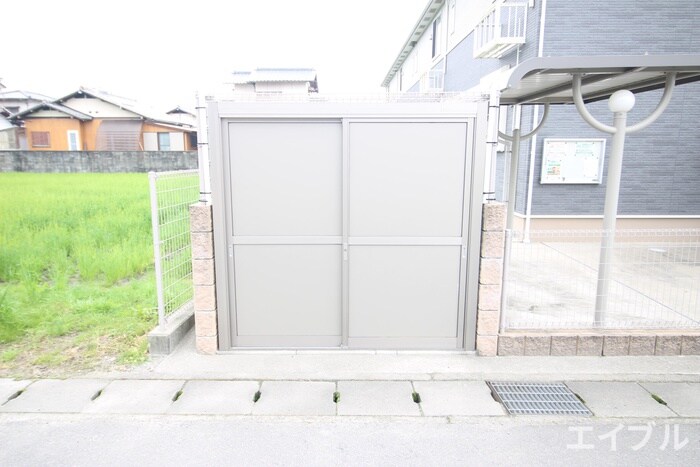 物件外観写真6　(建物設備)