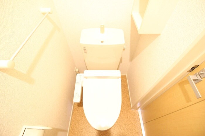 物件内観写真13　(トイレ)
