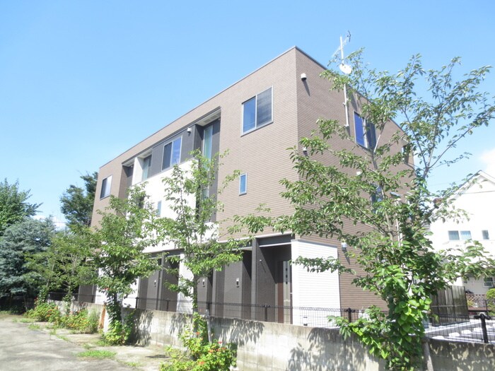 物件外観写真1　(外観写真)