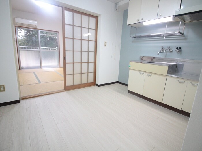 物件内観写真6　(居室)