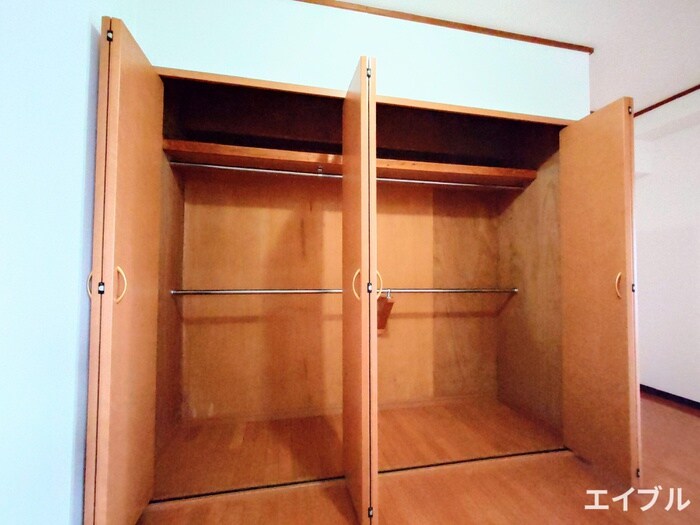 物件内観写真13　(収納)