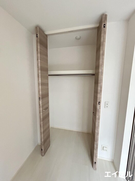 物件内観写真15　(収納)