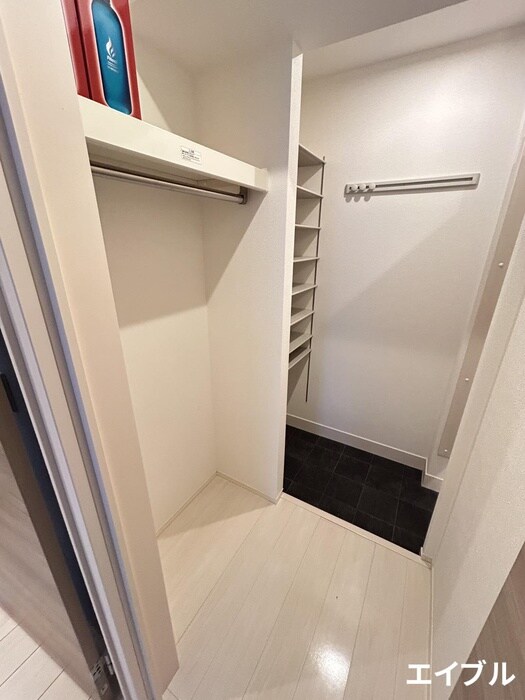 物件内観写真16　(収納)