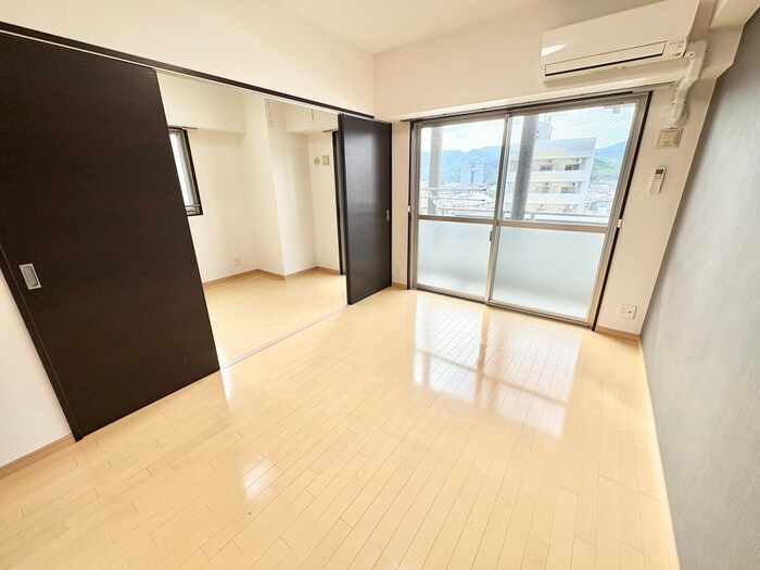 物件内観写真6　(居室)