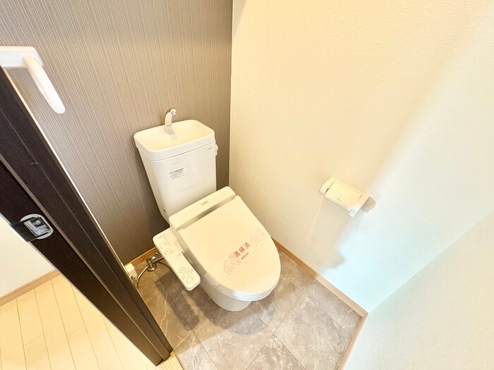 物件内観写真12　(トイレ)