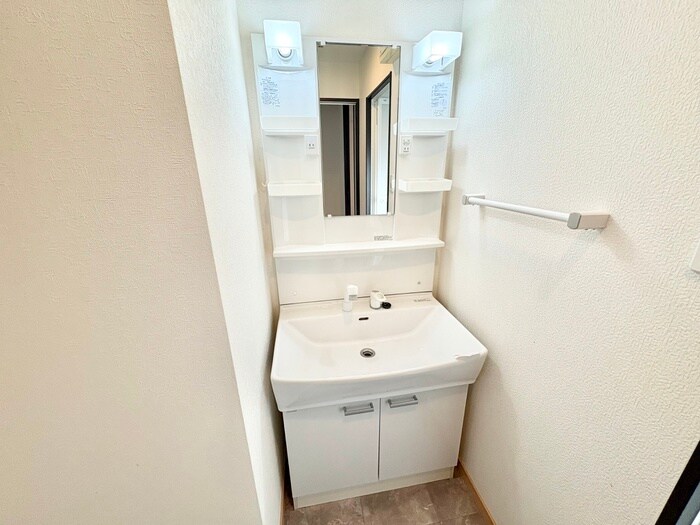 物件内観写真13　(洗面)