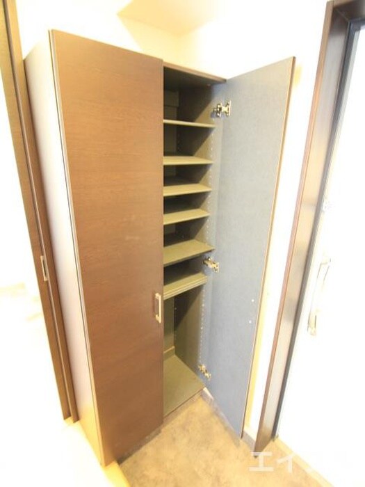 物件内観写真14　(靴箱)