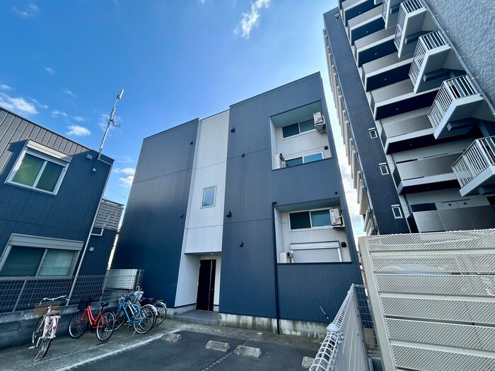 物件外観写真1　(外観写真)