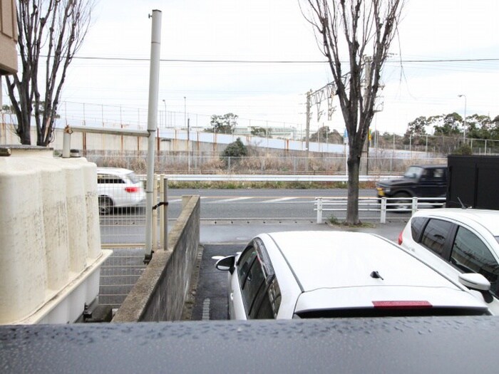 物件内観写真18　(室内からの展望)