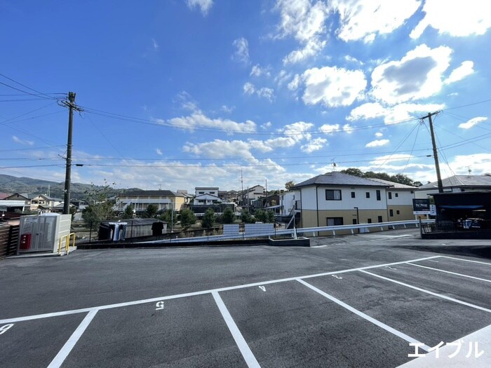 物件内観写真14　(室内からの展望)