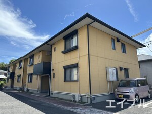 アヴェニール泉　Ｂ棟外観写真