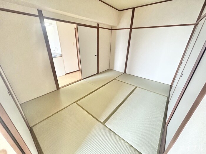 物件内観写真9　(居室)