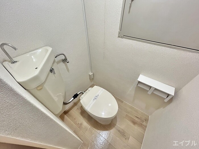 物件内観写真12　(トイレ)