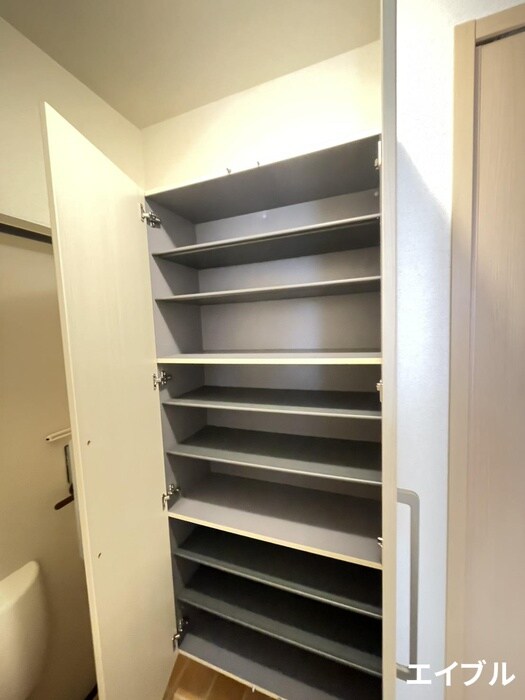 物件内観写真17　(靴箱)