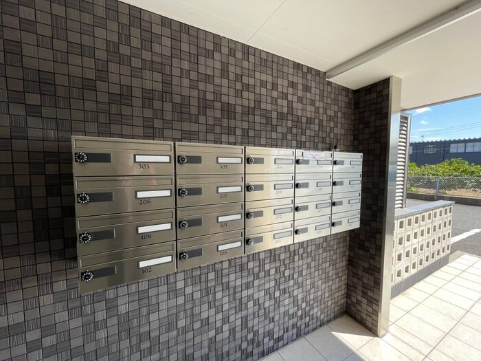 物件外観写真4　(建物設備)