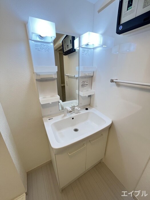 物件内観写真12　(洗面)