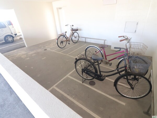 駐輪場