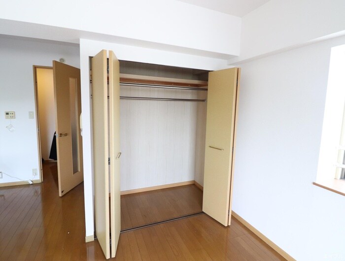 物件内観写真10　(収納)