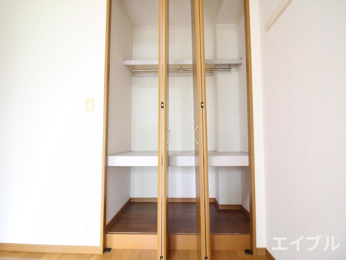 物件内観写真13　(収納)