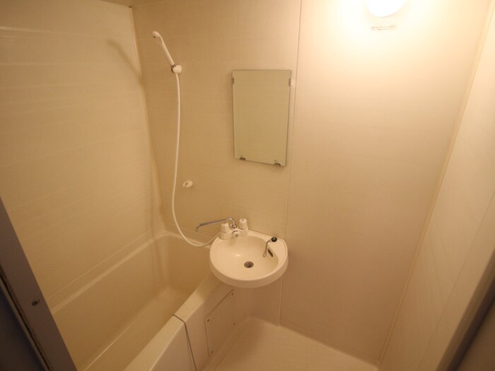 物件内観写真10　(バス／シャワールーム等)