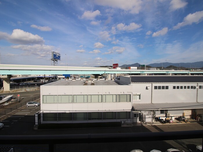 物件内観写真21　(室内からの展望)