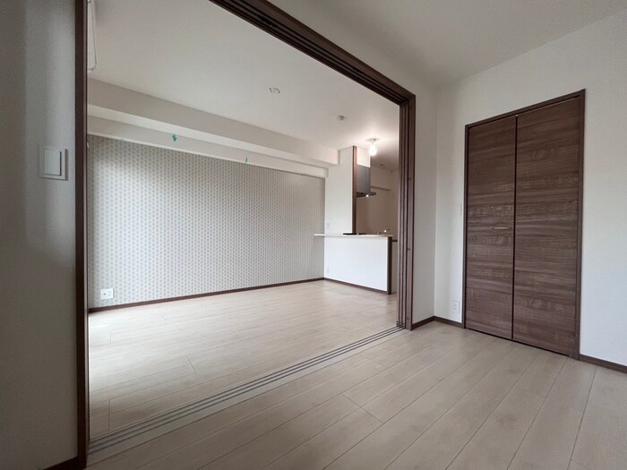 物件内観写真9　(居室)