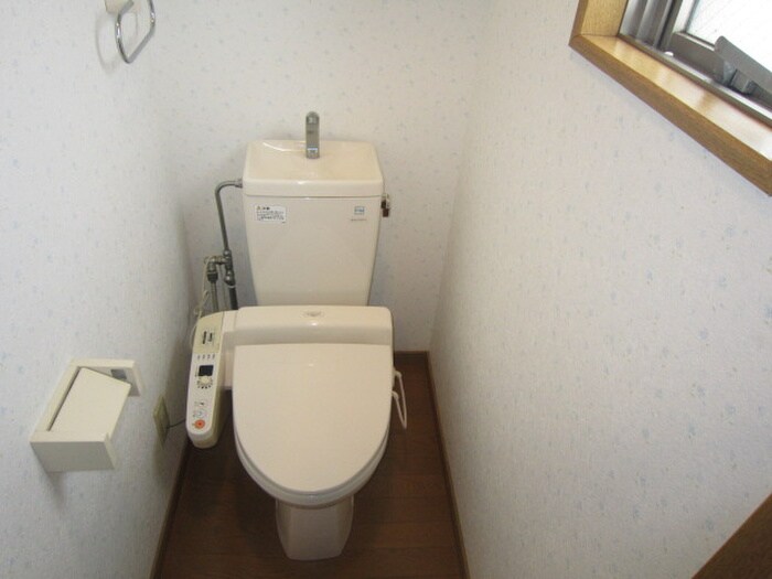 物件内観写真8　(トイレ)