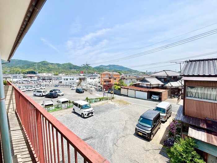 物件内観写真11　(室内からの展望)