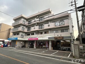 メイグリ－ンハイツ皿山外観写真