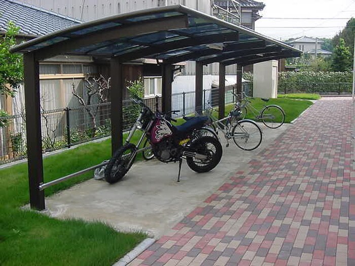 物件外観写真3　(駐輪場)