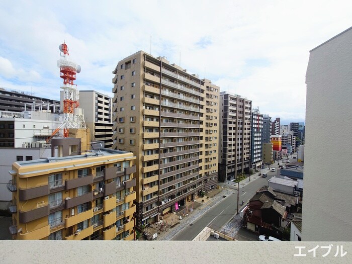 物件内観写真22　(室内からの展望)