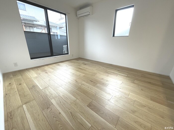 物件内観写真8　(居室)