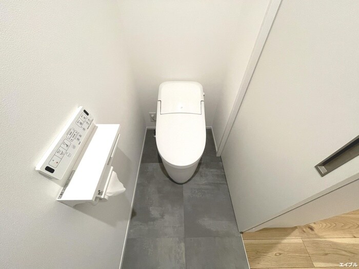 物件内観写真13　(トイレ)